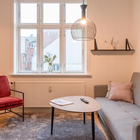Bright And Spacious Apartment In Downtown Arhus Dış mekan fotoğraf